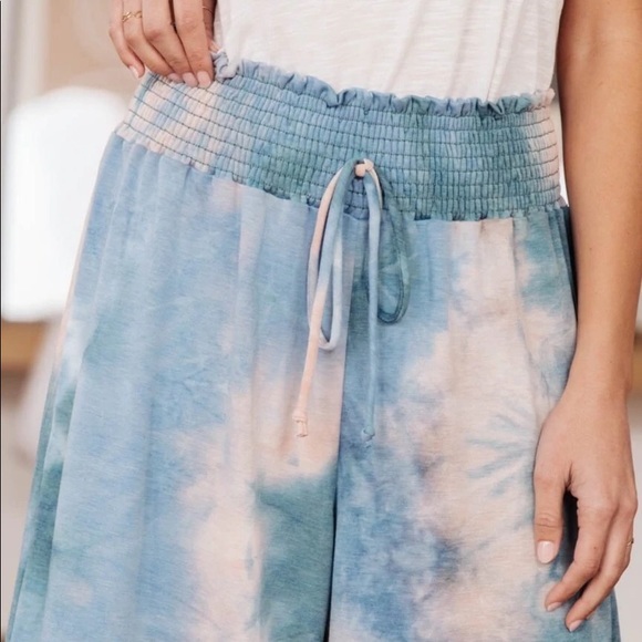 BEACHY CLEAN WIDE LEG TROUSERS - Picture 11 of 12